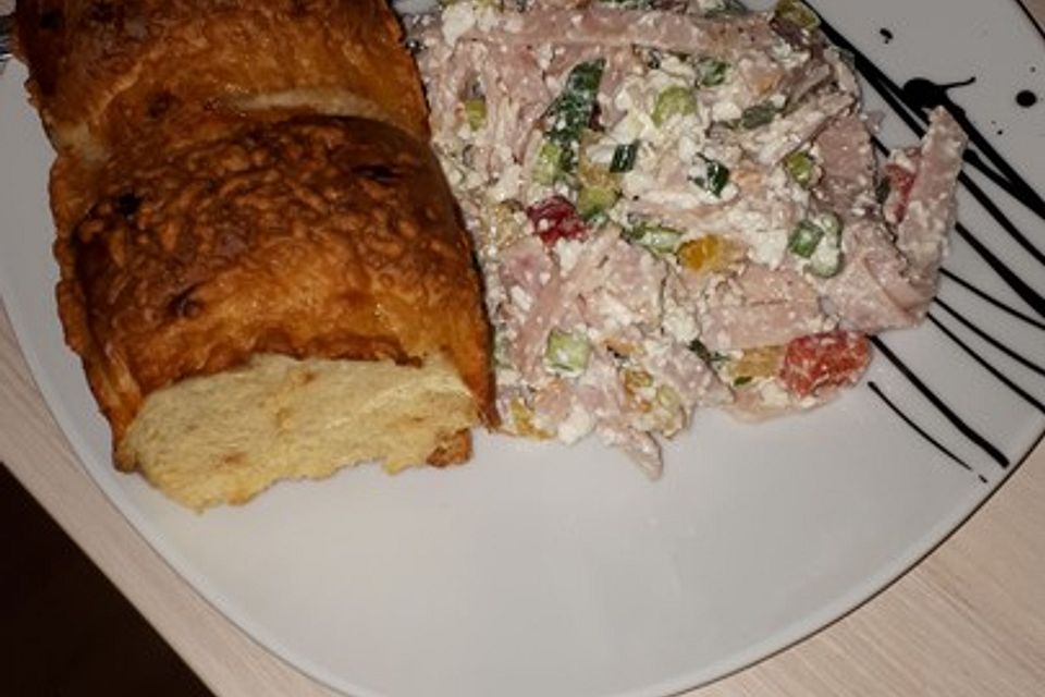 Low Carb Hüttenkäse Salat