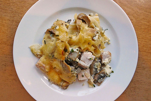 Auflauf mit geräucherter Putenbrust und Bandnudeln von Wolke4| Chefkoch