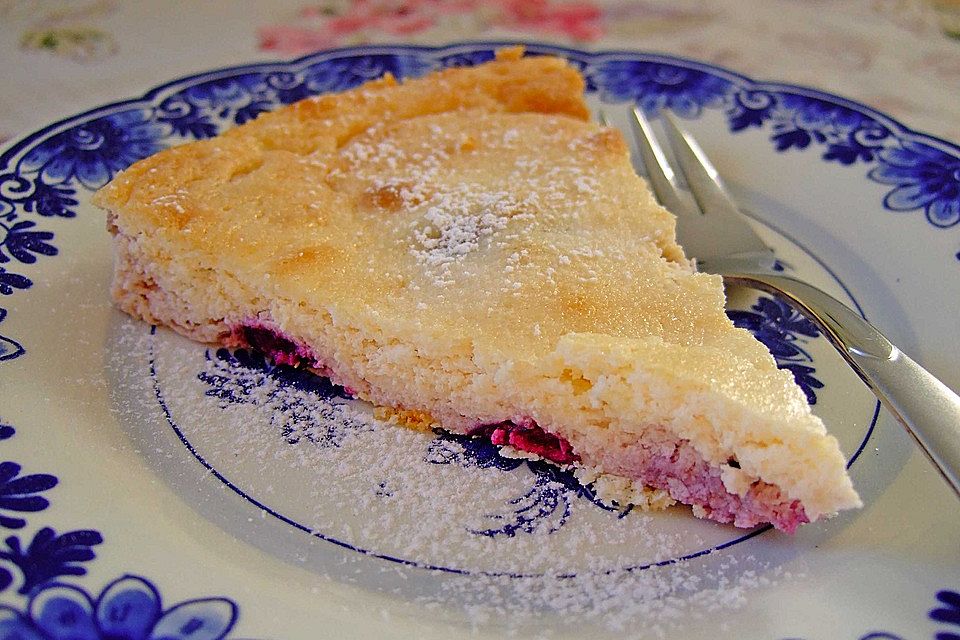 Low Carb-Quarkkuchen mit Früchten