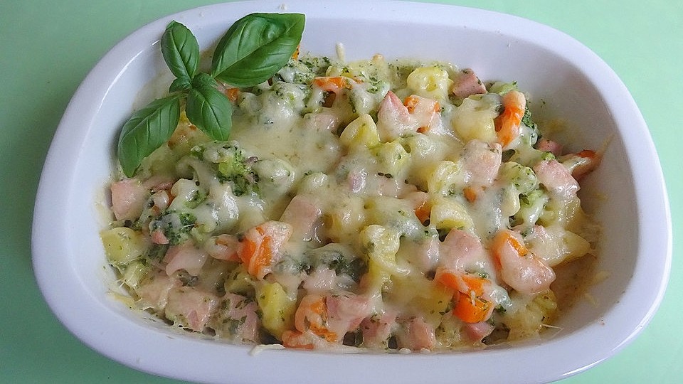 Kartoffel Gemuse Auflauf Mit Fleischwurst Von Joshi 82 Chefkoch 