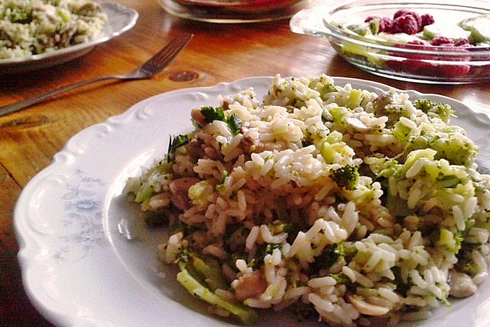 Reis-Pilz-Pfanne mit Brokkoli