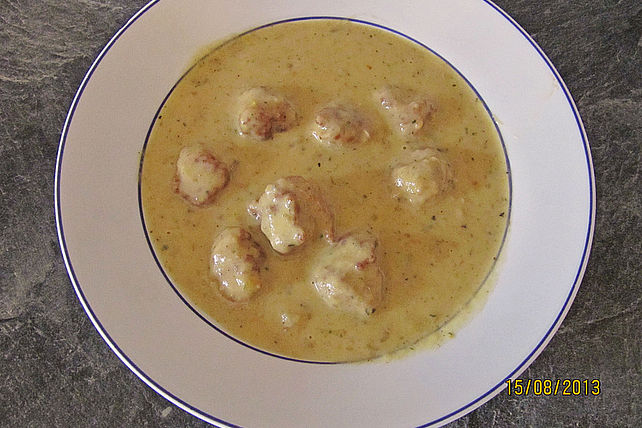 Lauch-Kartoffelsuppe mit Klößchen aus Hackfleisch, Krabben und Lachs ...