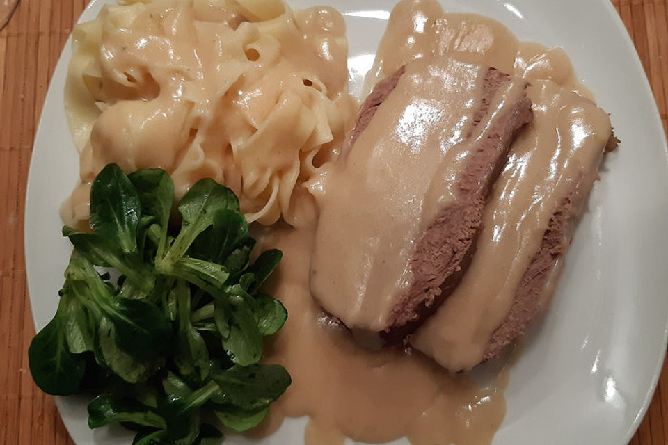 Gekochter Tafelspitz mit Meerrettich-Sauce