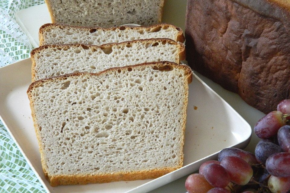 Dinkel-Mischbrot mit herzhafter Kruste