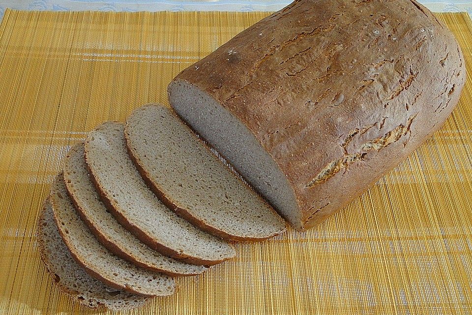 Dinkel-Mischbrot mit herzhafter Kruste