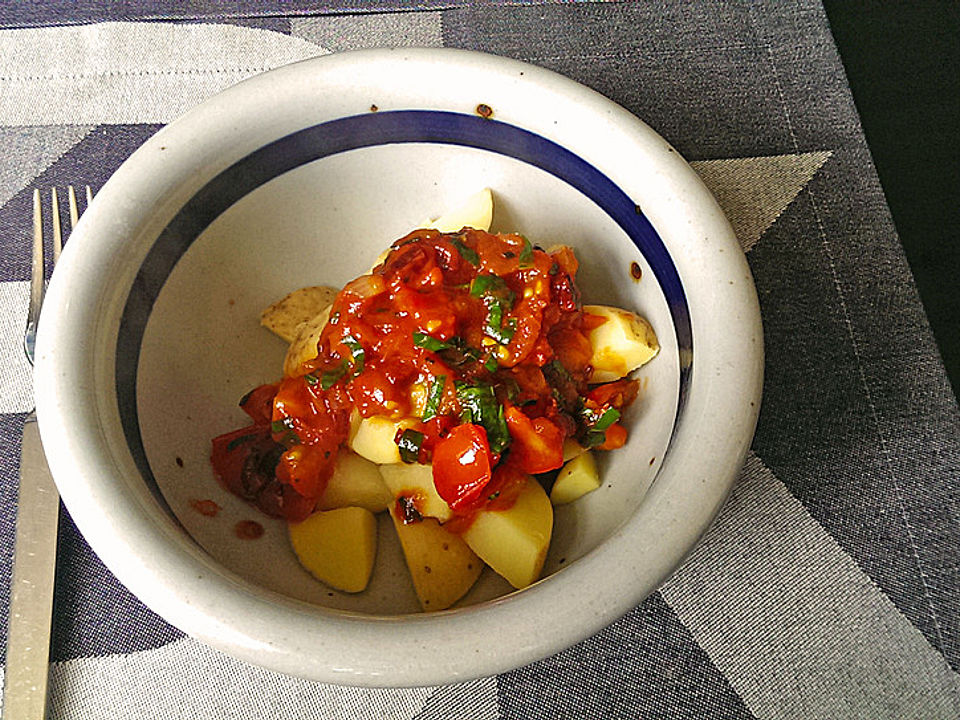 Kartoffeln mit Tomaten und Zucchini von DinaSaurier| Chefkoch