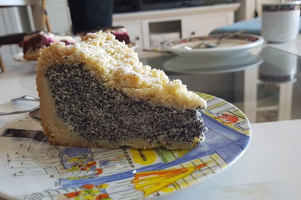 Mohnkuchen mit Quark und Streuseln