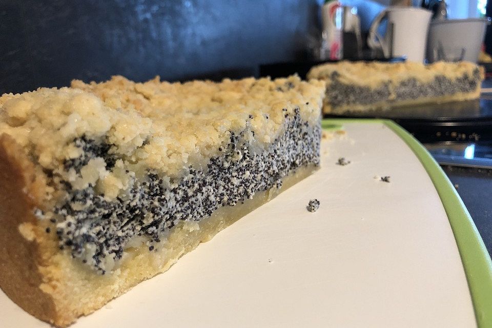 Mohnkuchen mit Quark und Streuseln