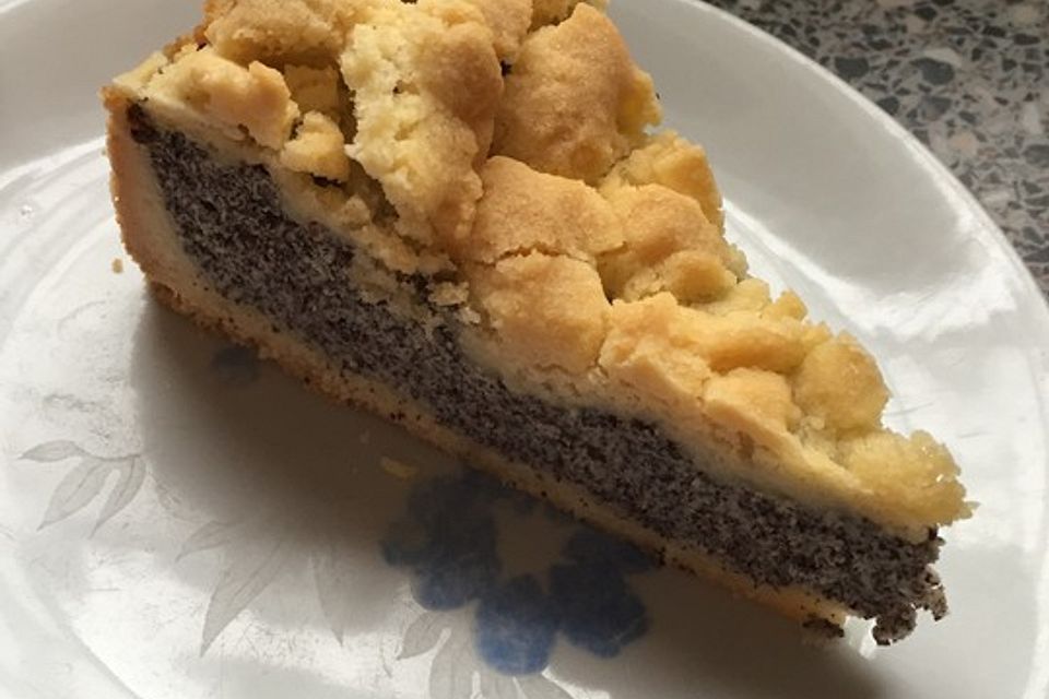 Mohnkuchen mit Quark und Streuseln