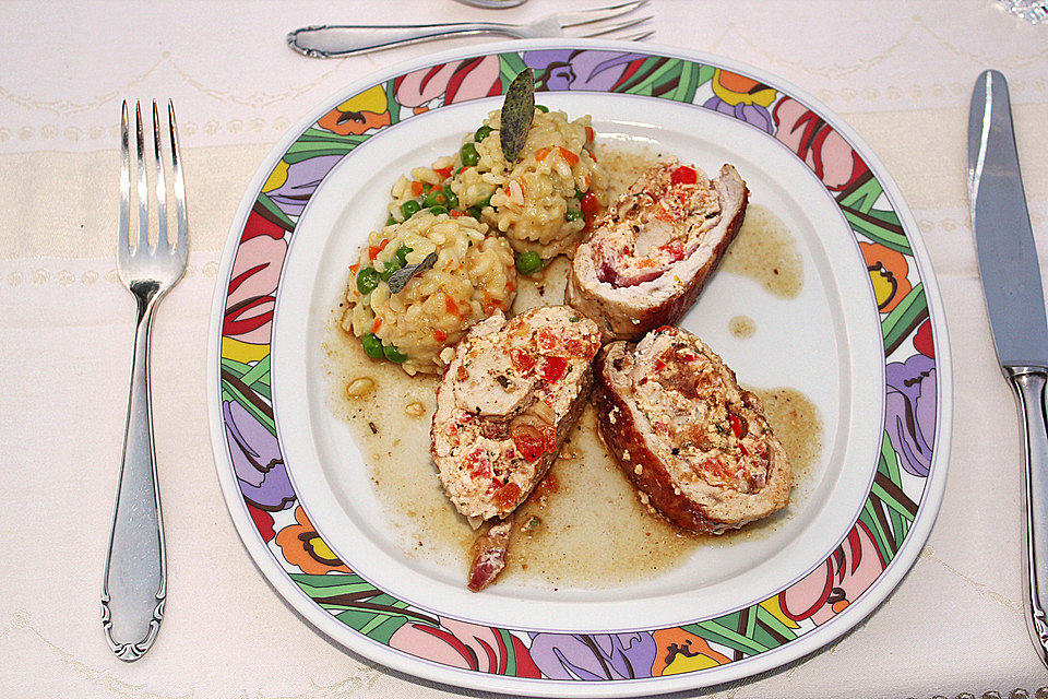 Putenröllchen mit Erbsenrisotto