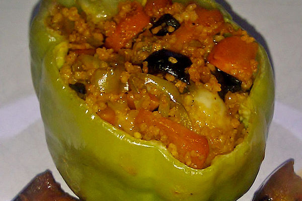 Gefüllte Paprika mit Couscous-Möhrengemüse von noni89 | Chefkoch