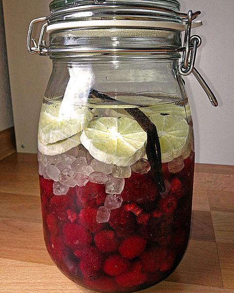 Himbeerlikör Rezepte | Chefkoch Himbeerlikör Rezepte | Chefkoch