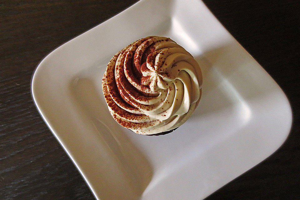 Tiramisu-Cupcakes mit Amaretto