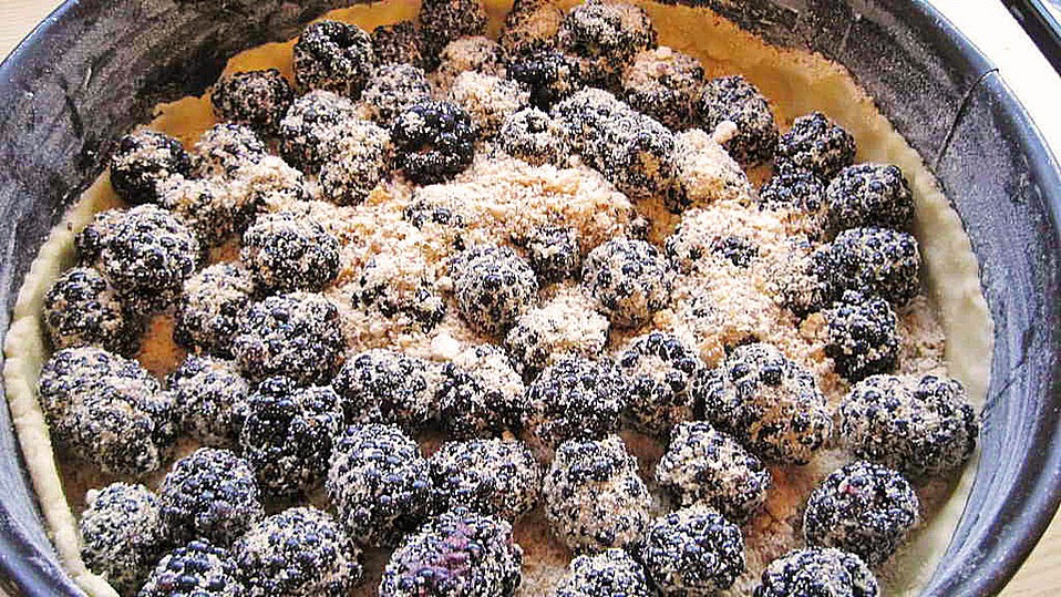 Gedeckter Brombeerkuchen von Juulee