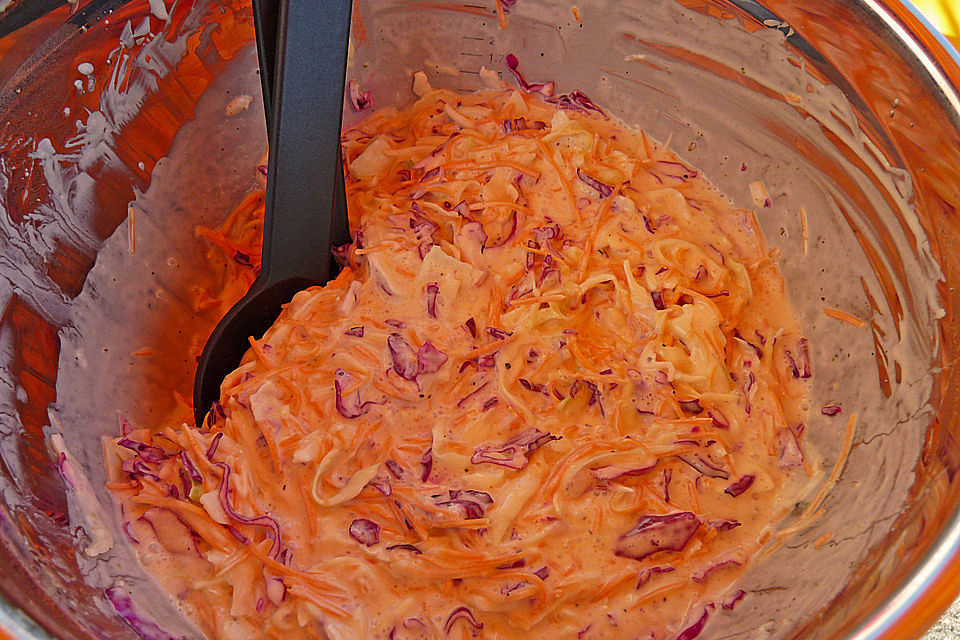 Creamy southern cole slaw