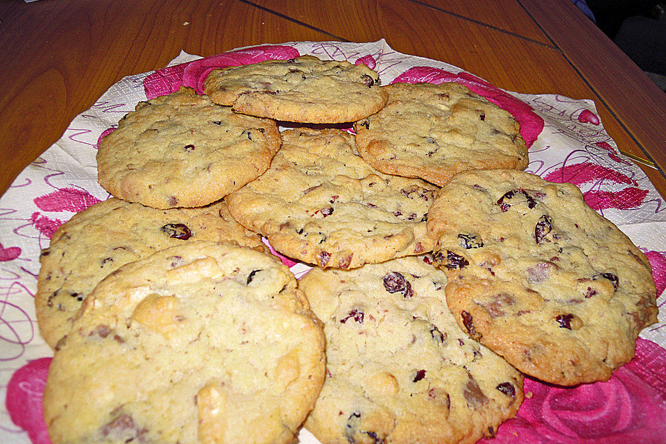 Cookies mit Cranberries und weißer Schokolade