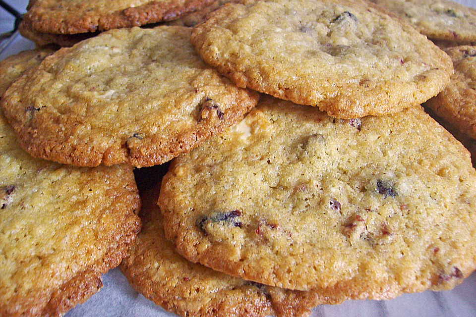 Cookies mit Cranberries und weißer Schokolade