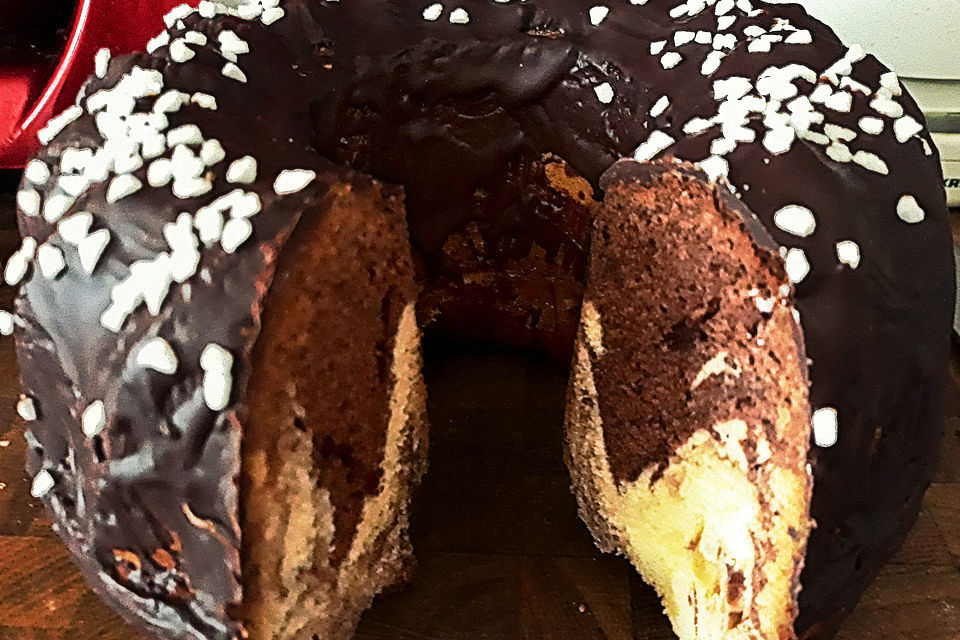 Amaretto-Marmorkuchen