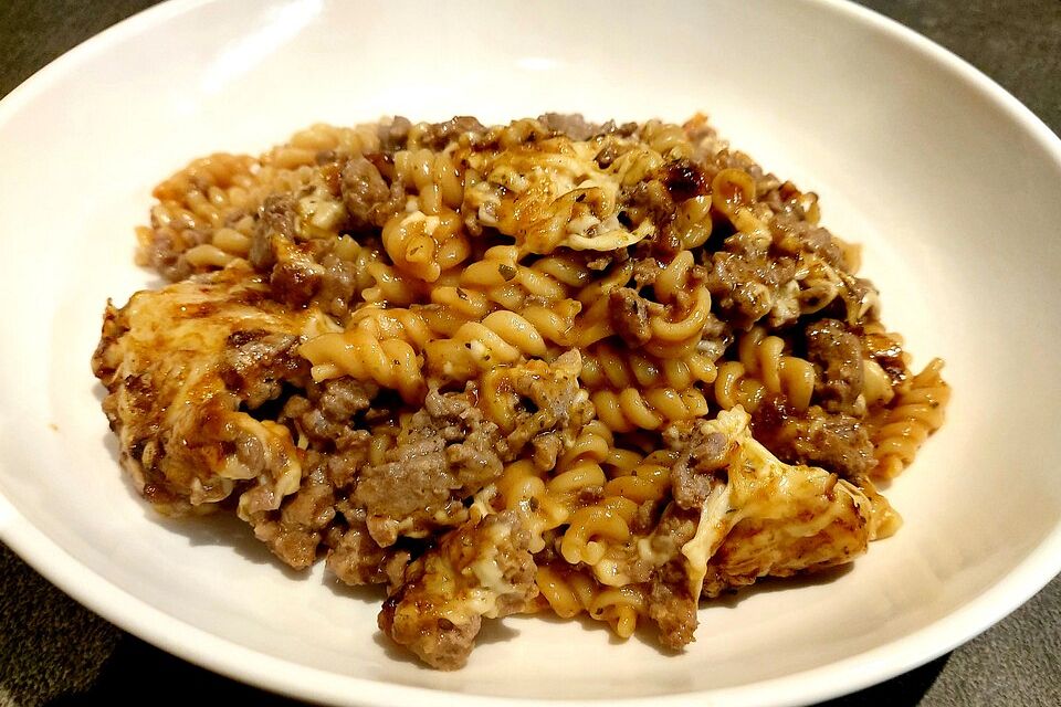 Nudelauflauf Bolognese