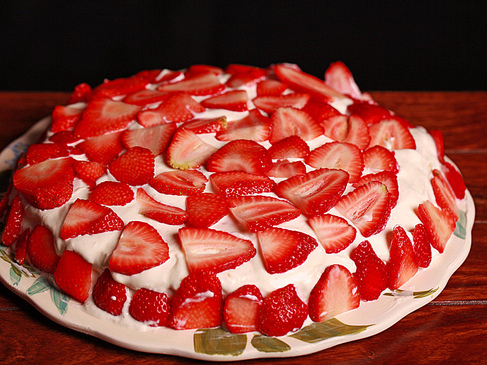 Sehr leichte Erdbeer-Quark-Torte von cordulamundry| Chefkoch