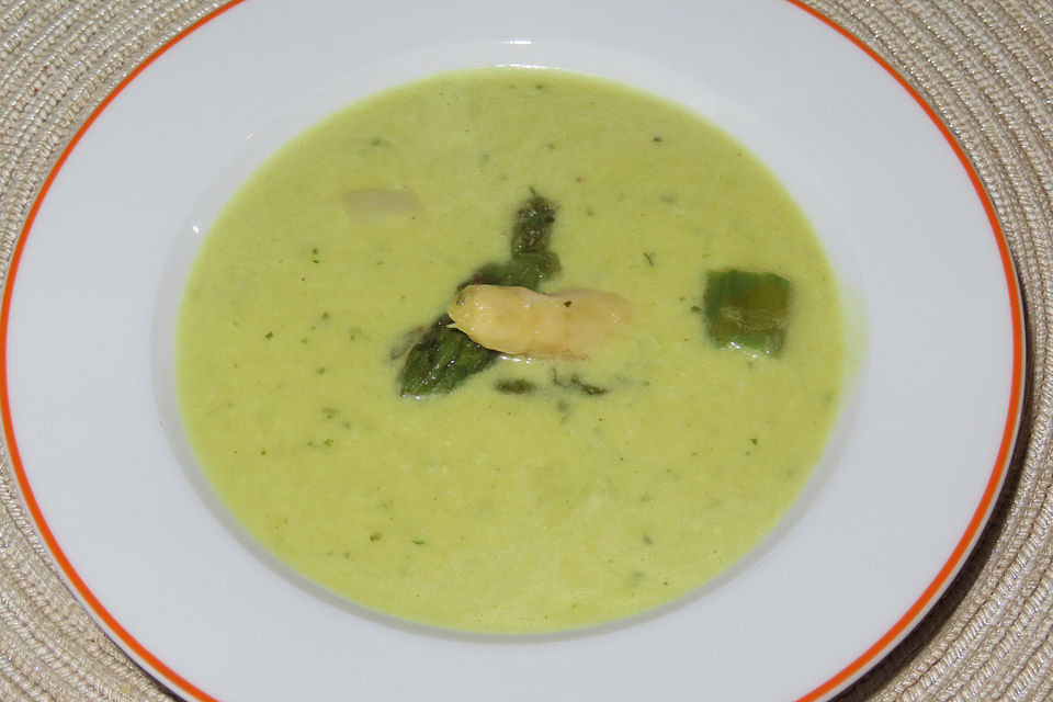 Spargelcremesuppe exotisch