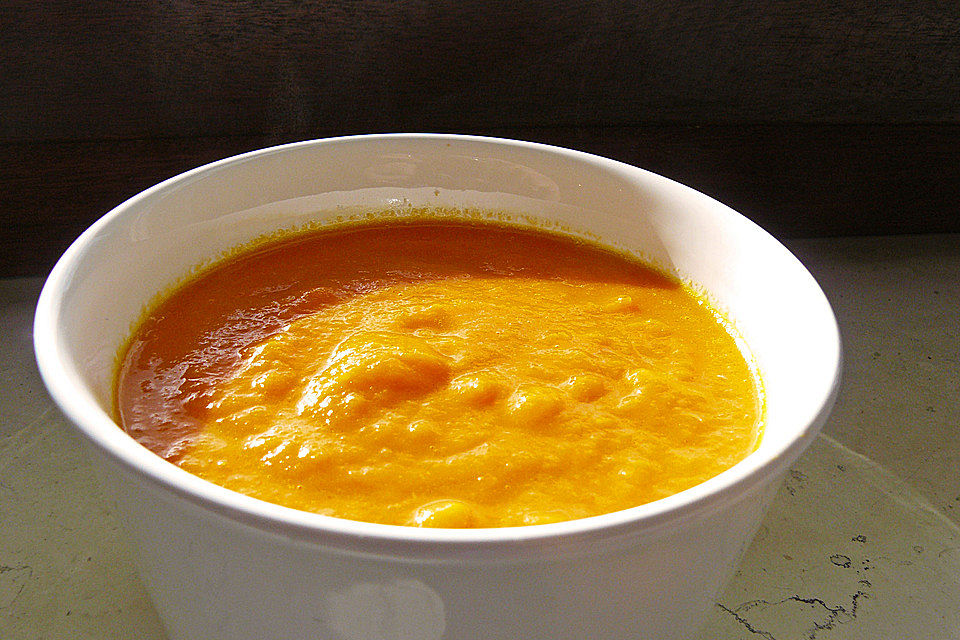 'Karamellisierte' Karottensuppe