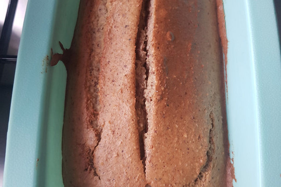 Bananenbrot ohne Mehl und Zucker