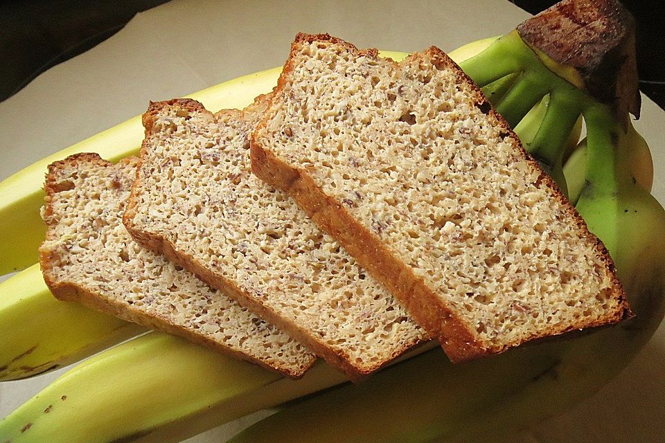 Bananenbrot ohne Mehl und Zucker