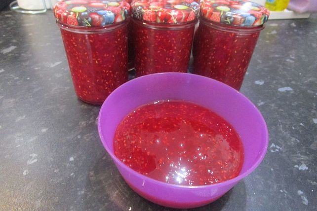 Rhabarber-Himbeer-Marmelade mit Eierlikör von soulmate88| Chefkoch