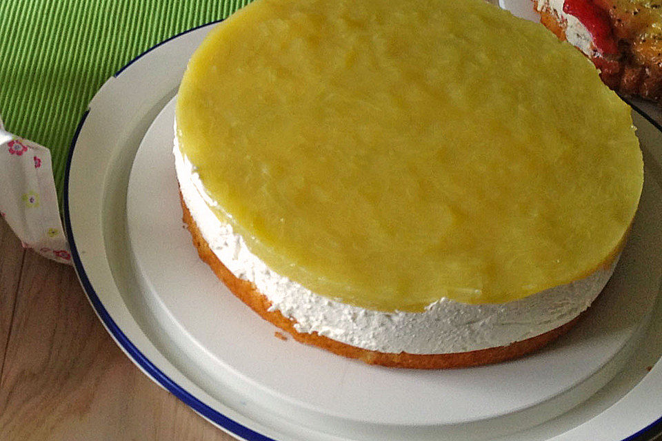 Rhabarber-Creme-Torte