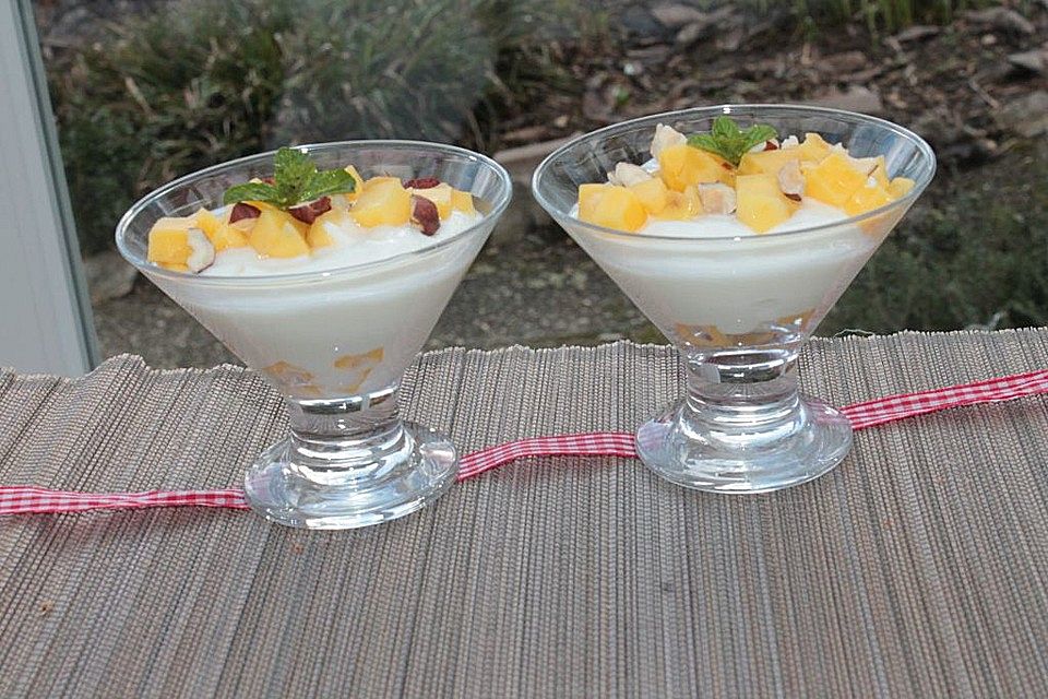 Mango-Joghurt-Dessert