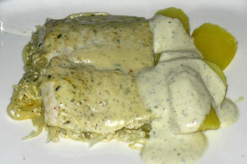 Fischfilet in Frischkäse-Kräutersauce