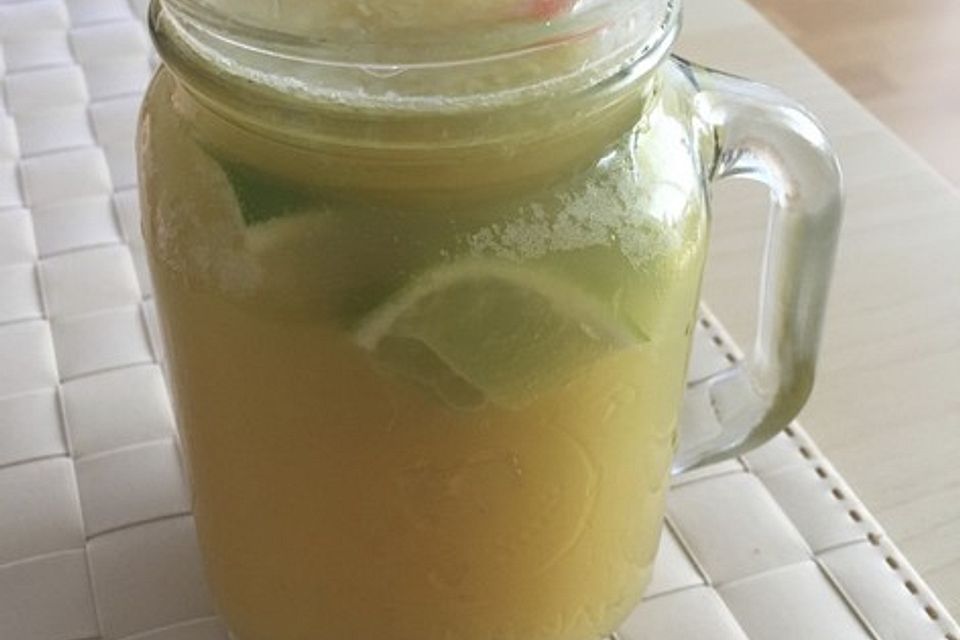 Ungarische Orangen-Limetten Limonade