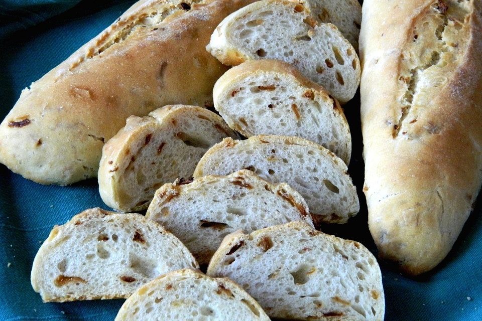 Schnelles Baguette mit Röstzwiebeln