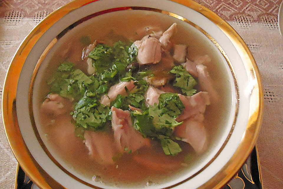 Asiatische Hühnersuppe