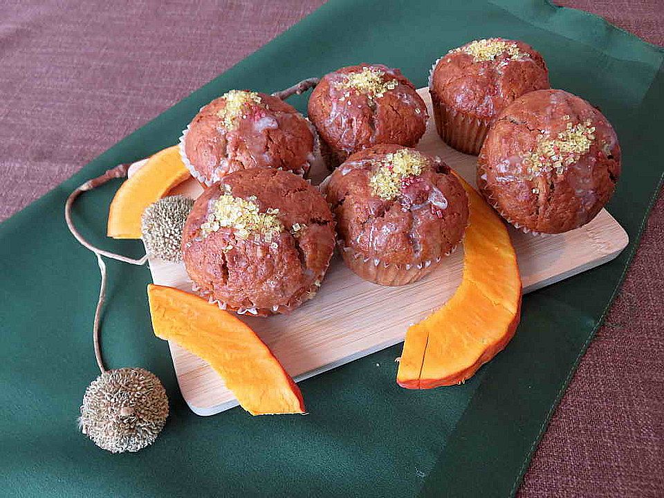 Kürbis-Orangen-Walnuss-Muffins von Juulee| Chefkoch