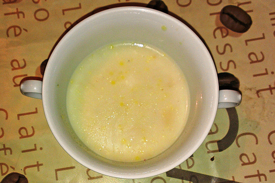 Spargelcremesuppe à la Didi