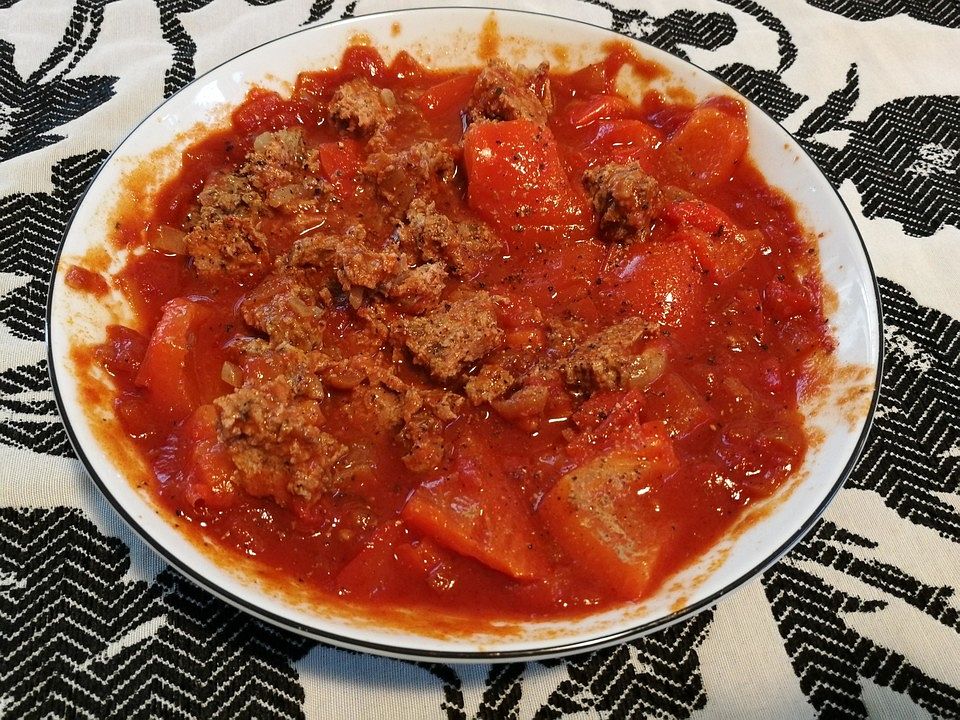 Tomaten-Paprika-Pfanne mit Hackbällchen von talulah | Chefkoch