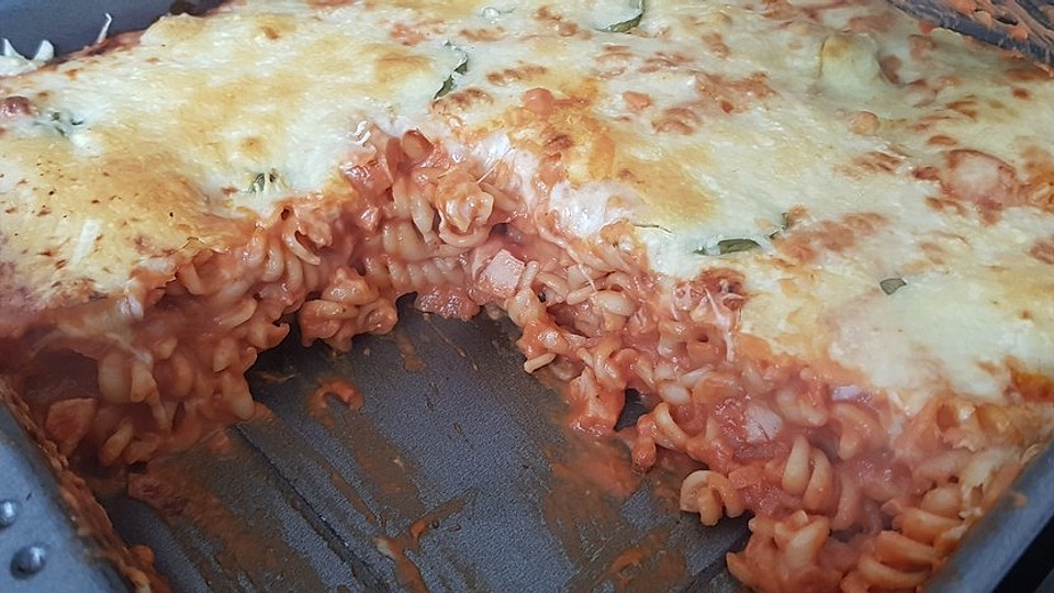 Nudelauflauf Mit Fleischwurst In Einer Tomatensauce Von Vanessa1611 Chefkoch