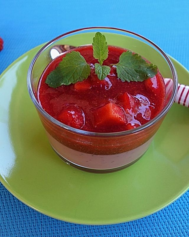 Erdbeer-Pannacotta