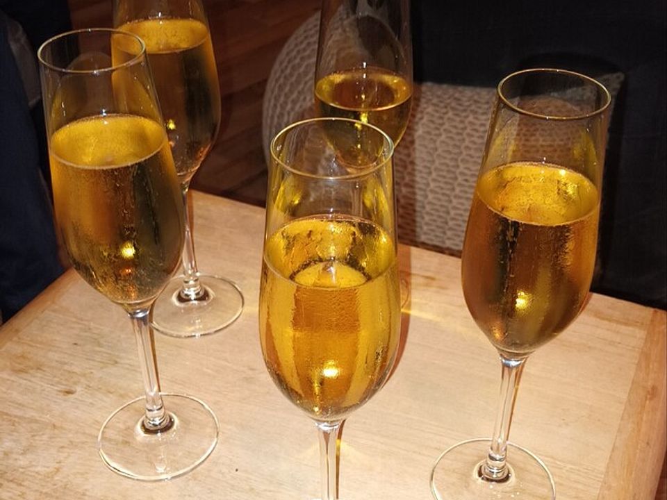 Holunderblüten-Sekt von mj-baumann| Chefkoch