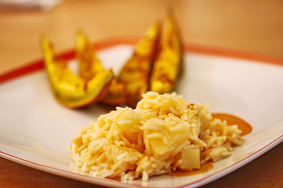 Curry-Kokos-Kürbis mit Ananas-Reis