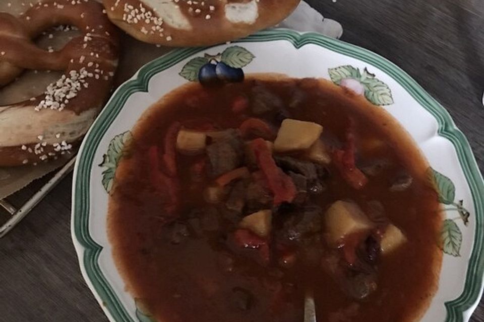 Gulaschsuppe