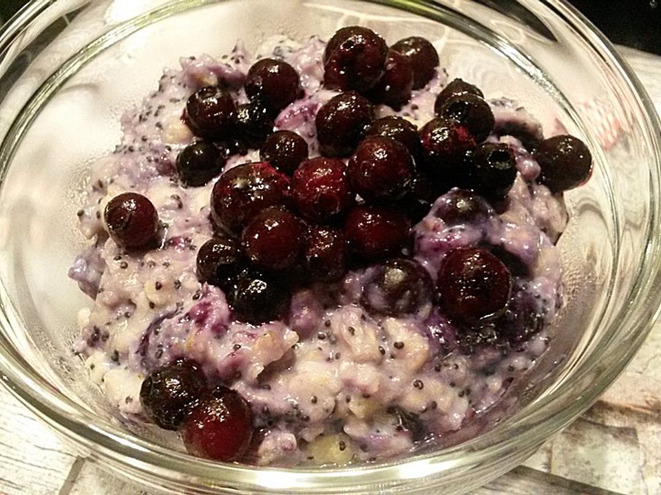 Mohn-Marzipan-Porridge mit Schattenmorellen von Eselchen87| Chefkoch