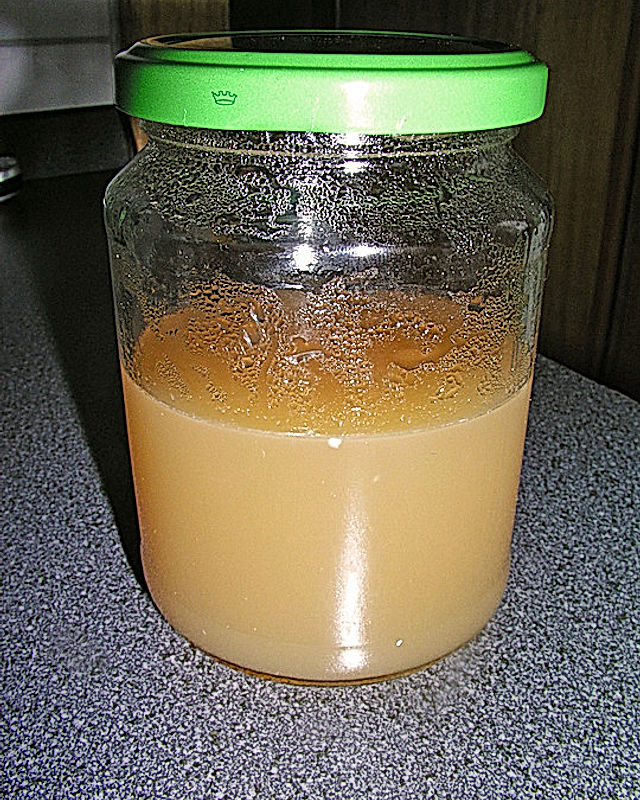 Zwiebelsaft-Honig-Sirup