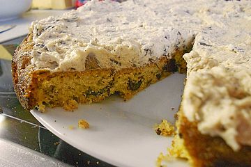 Amerikanischer Cookie-Kuchen mit Cookieteig-Creme