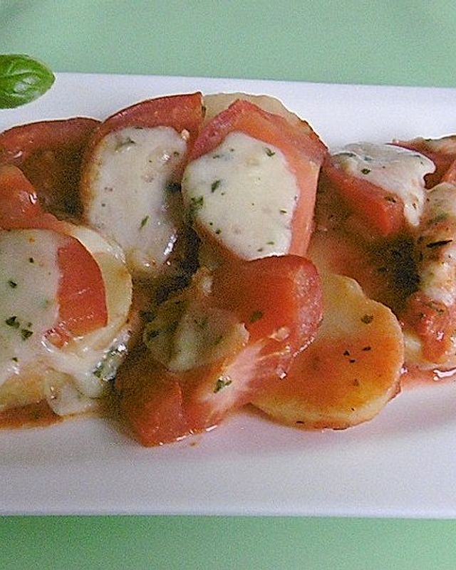 Tomaten-Mozzarella-Kartoffelauflauf