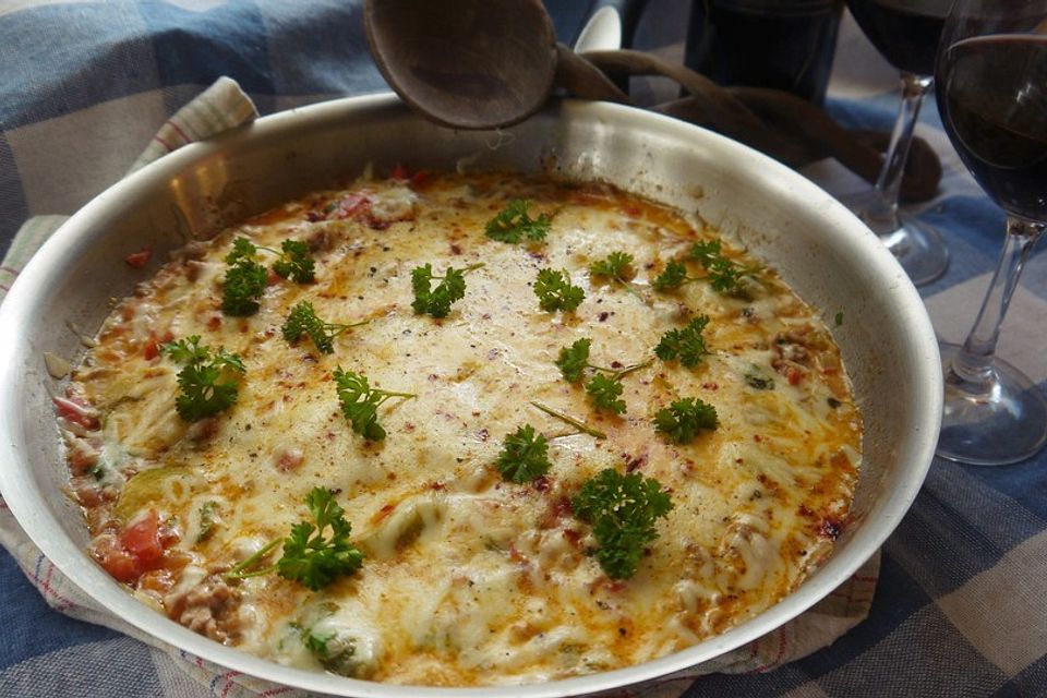 Hackfleischpfanne mit Tomaten und Gemüse