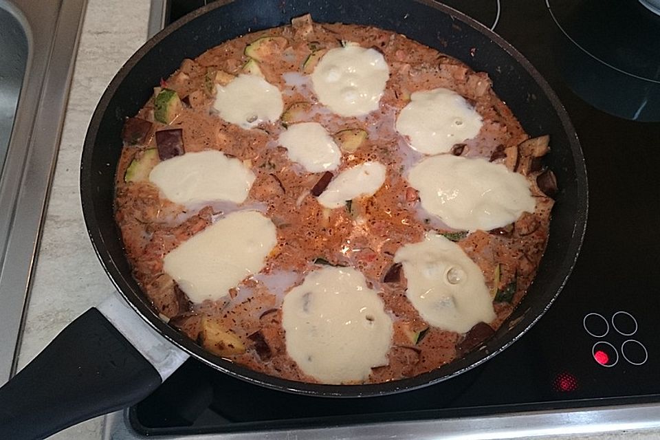 Hackfleischpfanne mit Tomaten und Gemüse