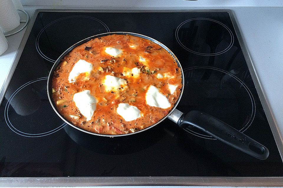 Hackfleischpfanne mit Tomaten und Gemüse